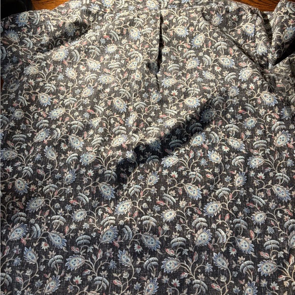 Reyn Spooner Floral Button Down Shirt - Black and White - Picture 9 of 9